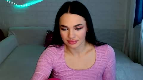 tasty_babyy online show from 10/28/25, 10:41