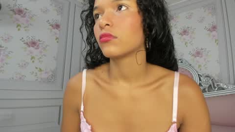 Snapshot of tasty_desires chatting on 12/18/24, 10:19 TATIS online show from 12/18/24, 10:19