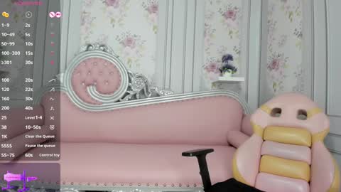 Snapshot of tasty_desires chatting on 12/27/24, 01:28 TATIS online show from 12/27/24, 01:28