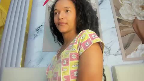 Snapshot of tasty_desires chatting on 02/04/25, 08:35 TATIS online show from 02/04/25, 08:35