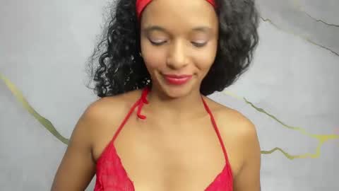 Snapshot of tasty_desires chatting on 02/26/25, 08:04 TATIS online show from 02/26/25, 08:04