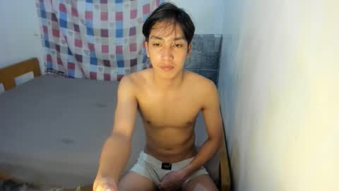 Snapshot of tastylicious_kim chatting on 11/14/25, 10:47 Ask me online show from 11/14/25, 10:47