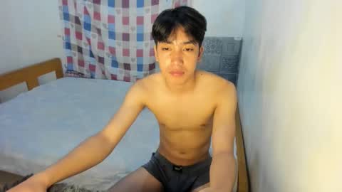 Snapshot of tastylicious_kim chatting on 12/14/25, 01:38 Ask me online show from 12/14/25, 01:38