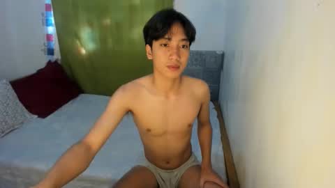 Snapshot of tastylicious_kim chatting on 01/17/26, 01:54 Ask me online show from 01/17/26, 01:54