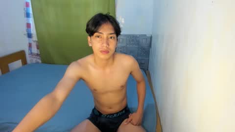Snapshot of tastylicious_kim chatting on 02/04/26, 02:06 Ask me online show from 02/04/26, 02:06