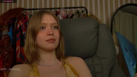 Snapshot of tatacoy chatting on 02/28/25, 12:42 TataCoy online show from 02/28/25, 12:42