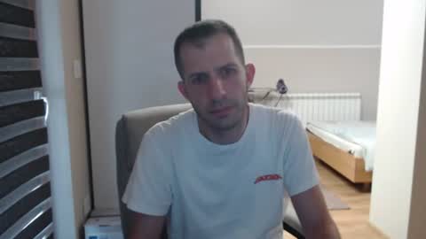 Snapshot of tatamata91 chatting on 06/09/26, 04:07 tatamata91 online show from 06/09/26, 04:07