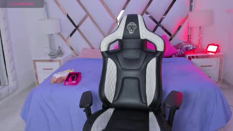 Snapshot of tatiana__ayala chatting on 03/07/26, 03:36 Taty online show from 03/07/26, 03:36