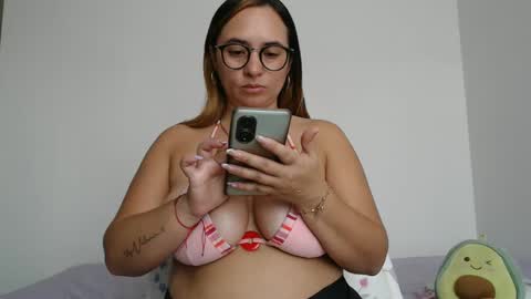 Snapshot of tatiana_monteros chatting on 12/05/24, 04:01 tatiana_monteros online show from 12/05/24, 04:01