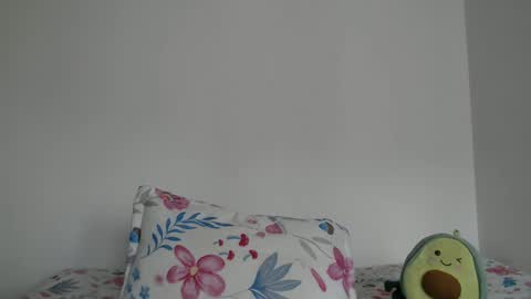 Snapshot of tatiana_monteros chatting on 01/15/25, 05:05 tatiana_monteros online show from 01/15/25, 05:05