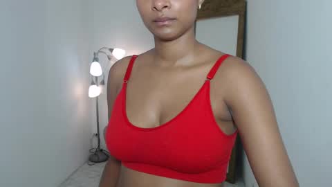 isabel online show from 10/16/25, 03:07