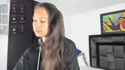 Tati online show from 02/26/25, 12:14