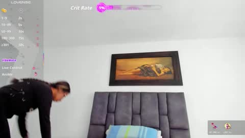 Snapshot of tatiana_valencia chatting on 05/21/26, 12:01 Tati online show from 05/21/26, 12:01