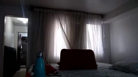 Snapshot of tatianagiraldo12 chatting on 01/22/25, 10:37 tatiana giraldo online show from 01/22/25, 10:37