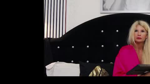 Tatiana Nova online show from 05/02/26, 03:44