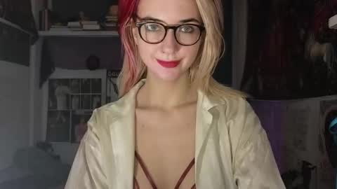 Snapshot of tatianaromanova chatting on 02/08/26, 10:35 Tatiana online show from 02/08/26, 10:35