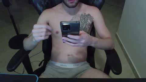Snapshot of tatmers chatting on 03/11/25, 10:42 Lucas online show from 03/11/25, 10:42