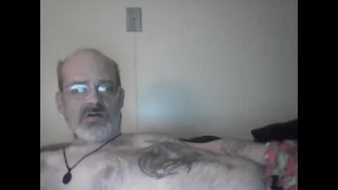 Snapshot of tattedpanther chatting on 02/19/25, 01:18 tattedpanther online show from 02/19/25, 01:18