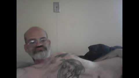 Snapshot of tattedpanther chatting on 10/17/25, 01:25 tattedpanther online show from 10/17/25, 01:25
