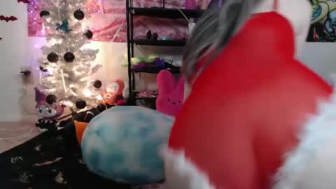 Snapshot of tattedthickandpretty chatting on 12/07/24, 05:59 TattedThickandPretty online show from 12/07/24, 05:59