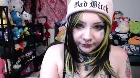 TattedThickandPretty online show from 06/16/26, 12:24