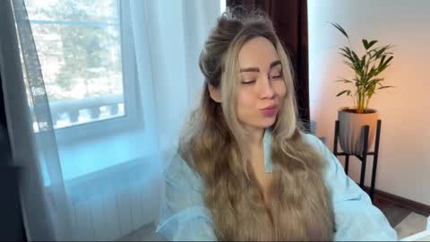 Snapshot of tatti_1 chatting on 02/11/26, 08:41 Tata online show from 02/11/26, 08:41