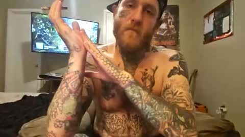 Snapshot of tattoo_dood chatting on 05/04/26, 01:45 tattoo_dood online show from 05/04/26, 01:45