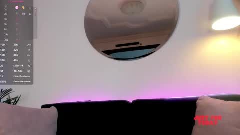 Nathalie Hardy  online show from 01/08/25, 06:09