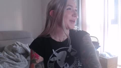 tattoobbgirl online show from 11/28/25, 03:25