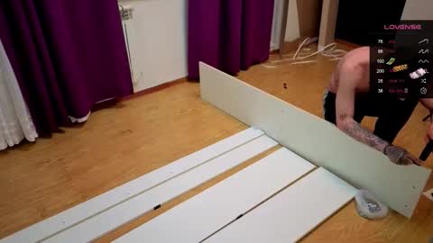 Snapshot of tattooed666cat chatting on 10/12/25, 05:12 Alex but u can call me Theo online show from 10/12/25, 05:12