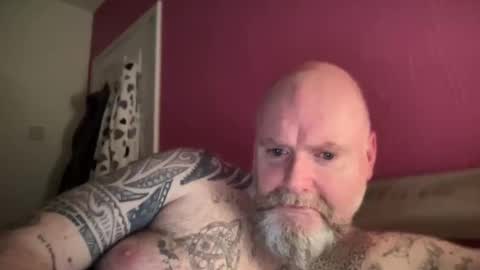 Snapshot of tattooeddilf01 chatting on 01/16/25, 01:58 Tattooeddilf 01 online show from 01/16/25, 01:58