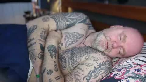 Tattooeddilf 01 online show from 03/27/26, 08:26