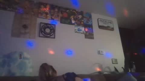 Snapshot of tattooedtoybox534 chatting on 06/14/26, 06:04 tattooedtoybox534 online show from 06/14/26, 06:04