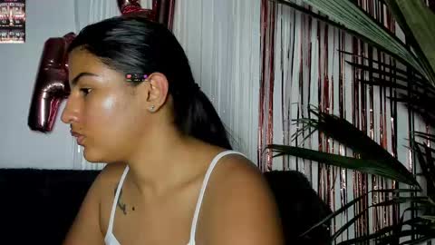 Snapshot of taty_gomez_ chatting on 09/16/25, 08:37 Tatiana Gomez online show from 09/16/25, 08:37