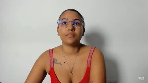 Snapshot of taty_gomez_ chatting on 02/20/26, 02:30 Tatiana Gomez online show from 02/20/26, 02:30