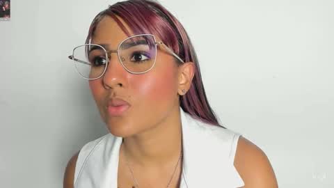 Snapshot of taty_gomez_ chatting on 02/27/26, 07:08 Tatiana Gomez online show from 02/27/26, 07:08