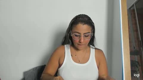 Snapshot of taty_gomez_ chatting on 03/19/26, 03:54 Tatiana Gomez online show from 03/19/26, 03:54