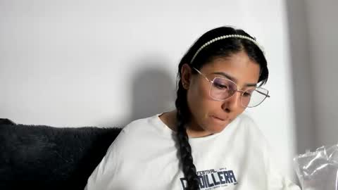 Snapshot of taty_gomez_ chatting on 05/12/26, 03:25 Tatiana Gomez online show from 05/12/26, 03:25