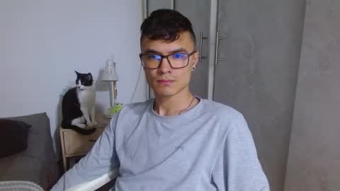 Snapshot of taurus4k chatting on 12/07/24, 11:23 taurus4k online show from 12/07/24, 11:23