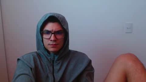 Snapshot of taurus4k chatting on 03/02/25, 12:42 taurus4k online show from 03/02/25, 12:42