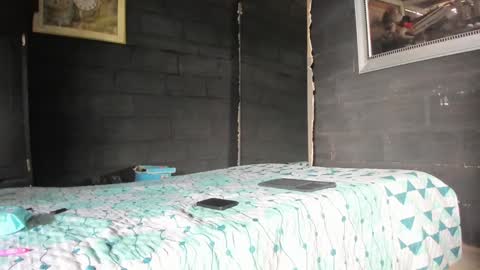  T A U R U S  online show from 12/31/24, 07:51