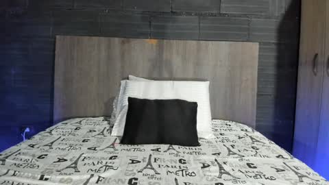  T A U R U S  online show from 02/08/25, 11:55