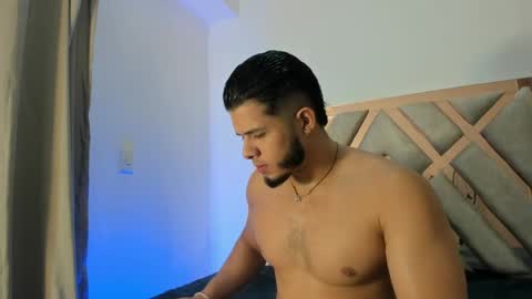 Snapshot of taurus_boy1 chatting on 04/05/26, 11:07 T A U R U S online show from 04/05/26, 11:07