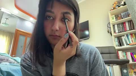 Riza online show from 06/16/26, 06:16