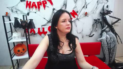 TayaBoret online show from 11/05/25, 07:03