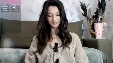 TayaKayan online show from 11/03/25, 08:59