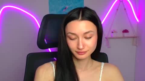 Taya online show from 05/06/26, 05:57