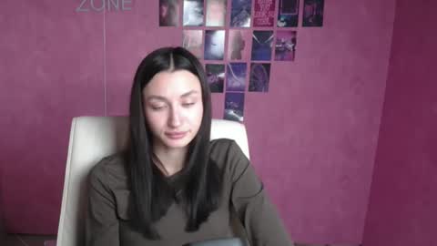 Taya online show from 05/11/26, 05:35