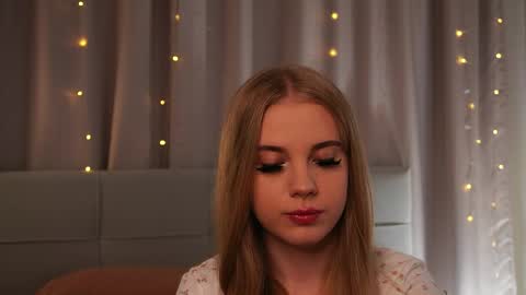 Taya online show from 05/13/26, 04:48