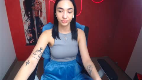 Snapshot of tayla_candy chatting on 11/03/25, 06:36 Tayla online show from 11/03/25, 06:36